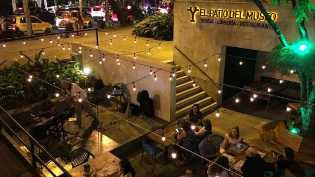 El Patio Del Museo